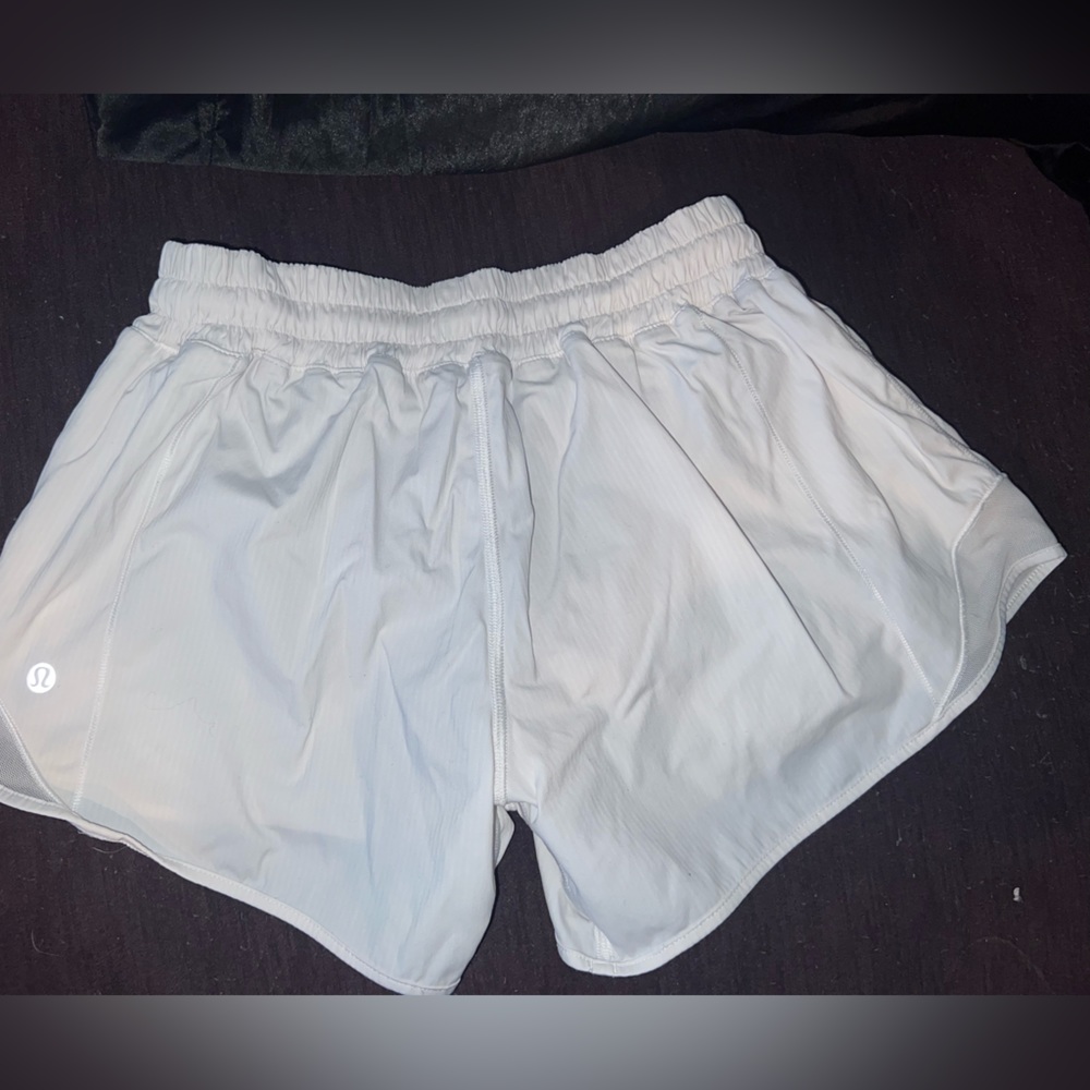 Lululemon Hotty hot low rise 4” size 4